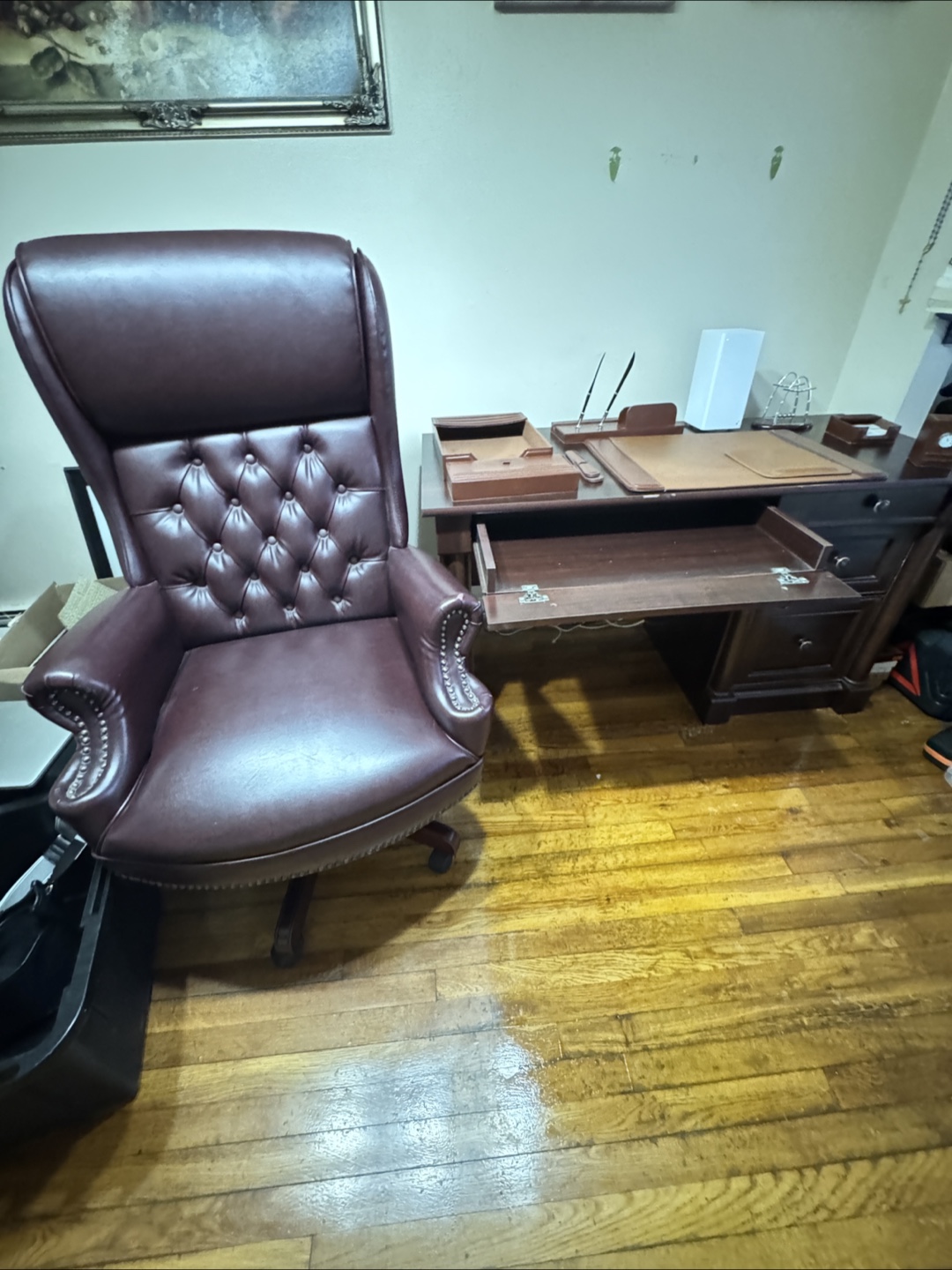 Executive Desk and Chair Set - Burgundy Leather - photo 5