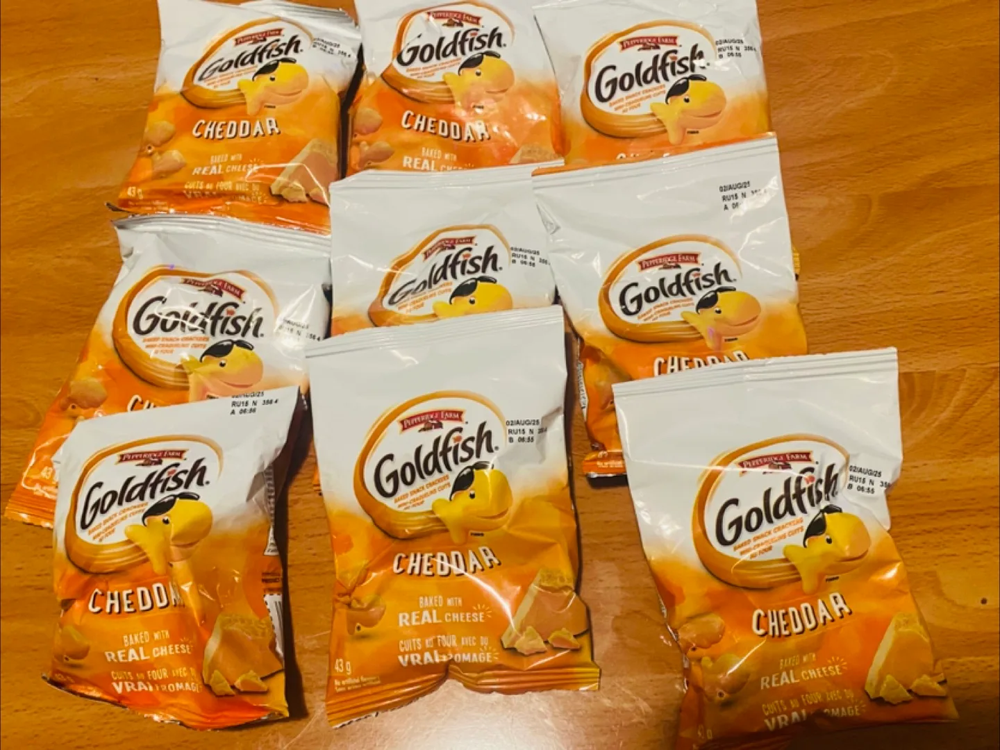 Goldfish Cheddar Baked Snack Crackers thumbnail