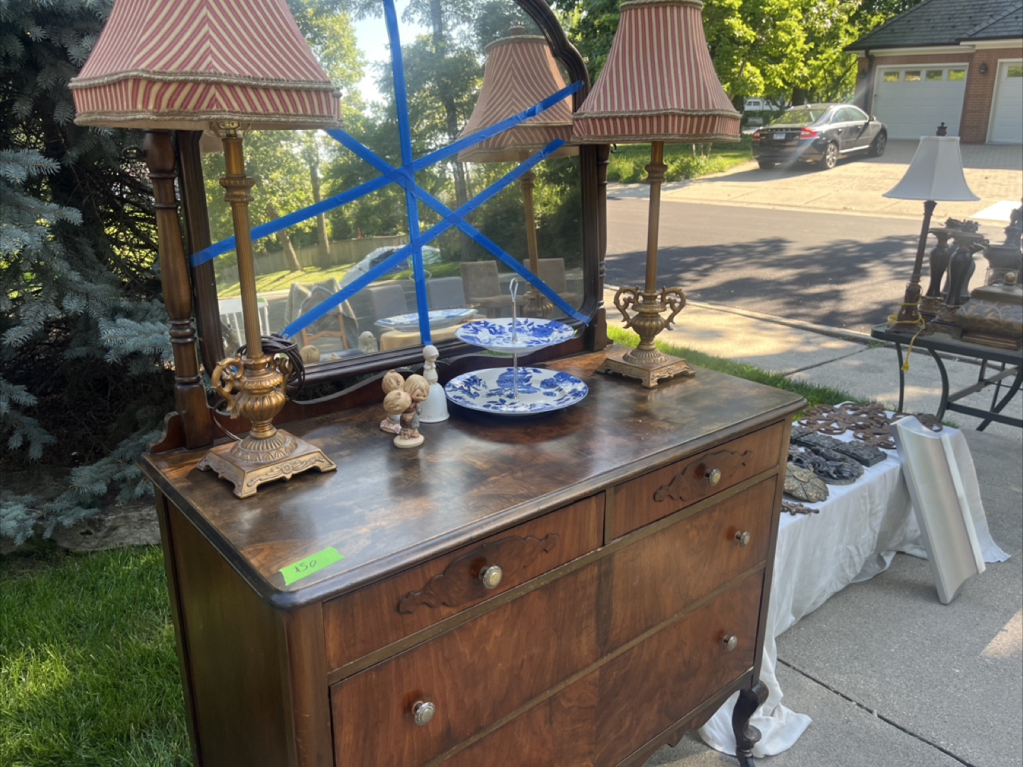 Vintage dresser with mirror - photo 3