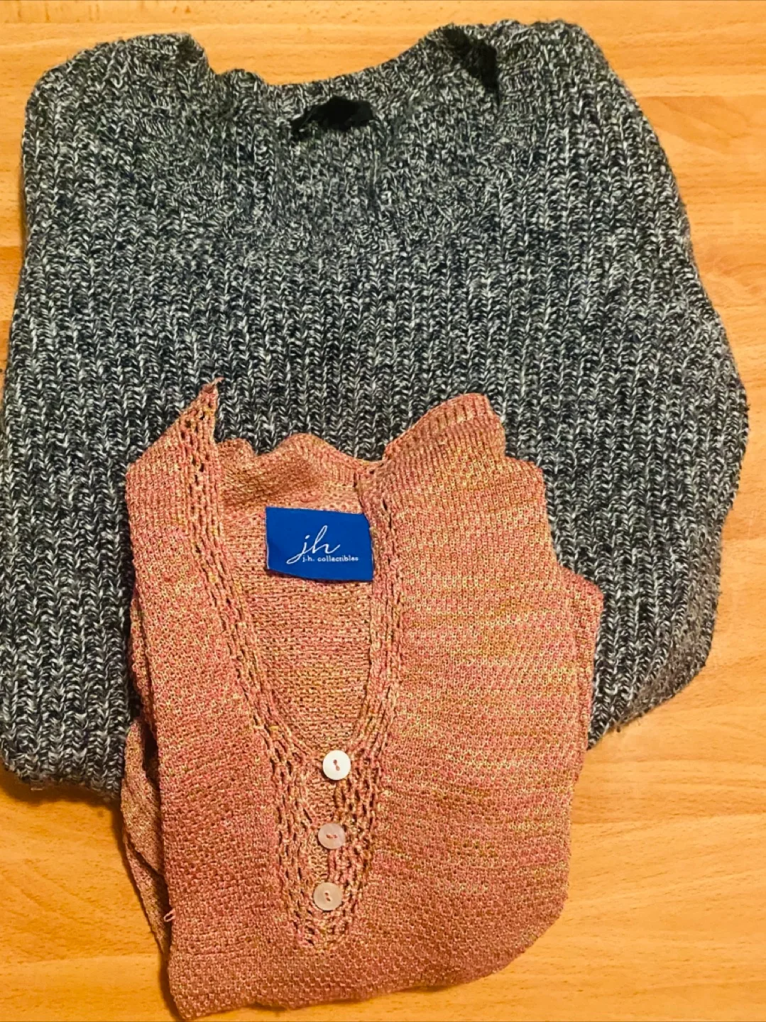 Gray sweater and top size M thumbnail