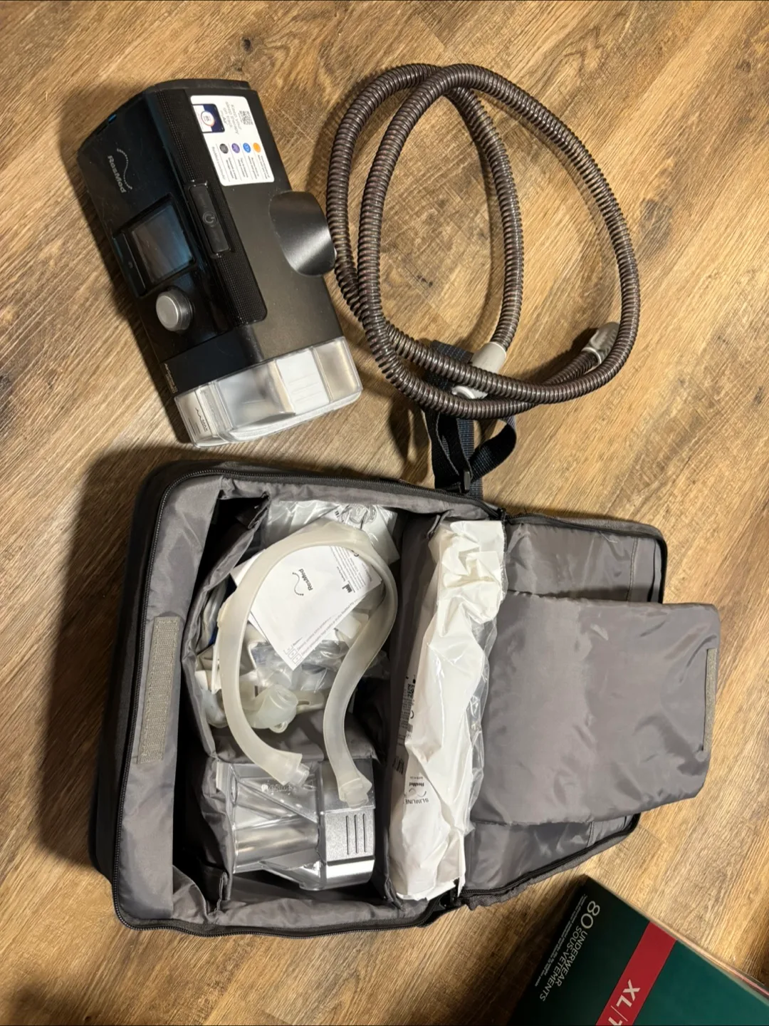 ResMed AirSense 10 CPAP Machine image indicator(2)