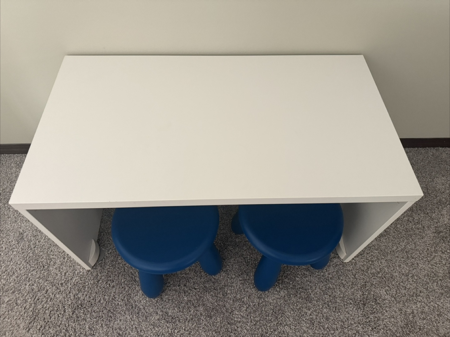 IKEA kids Desk and Stools - photo 2