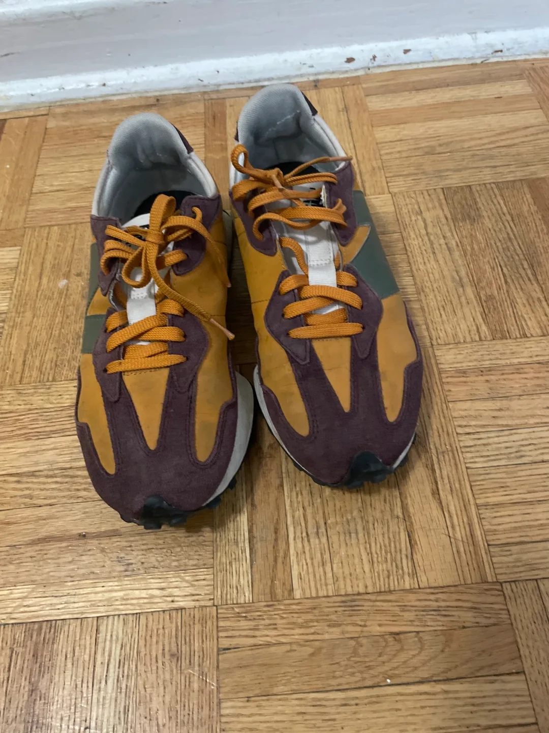 New Balance 327 Sneakers - Size 9.5 US image indicator(2)