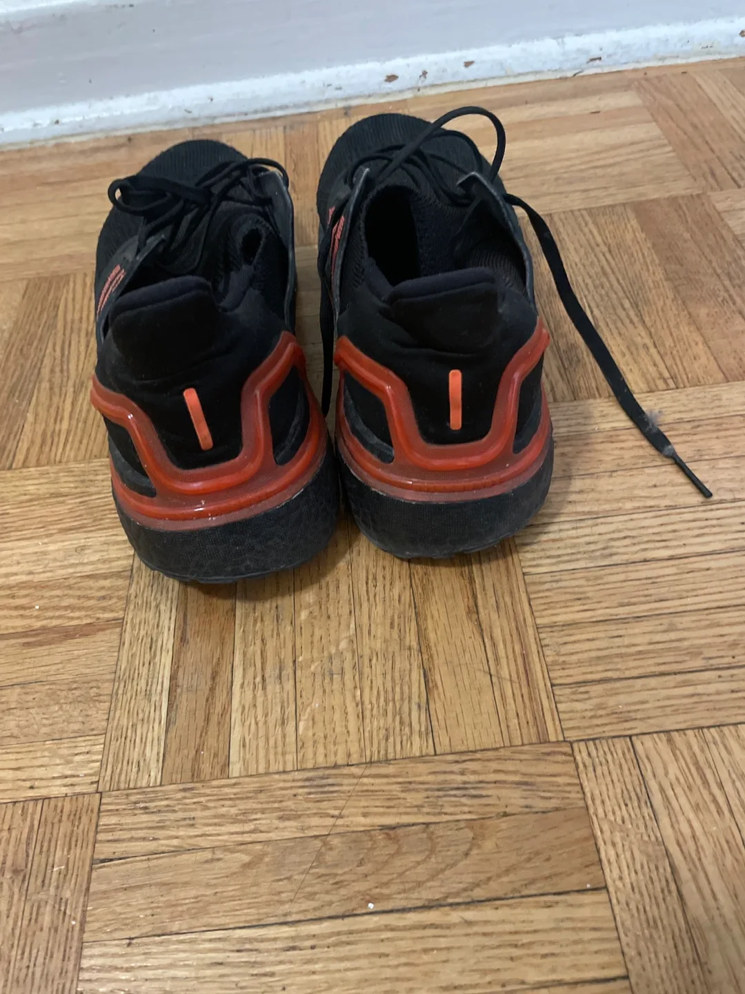 Adidas Ultraboost 20 - US 9 - Black/Orange image indicator(3)