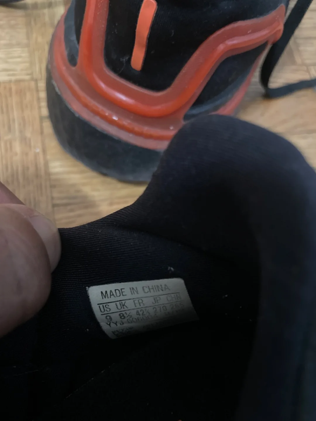 Adidas Ultraboost 20 - US 9 - Black/Orange image indicator(5)