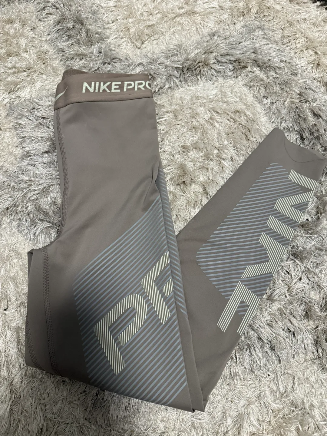 Nike Pro Dri-Fit Leggings - XS thumbnail