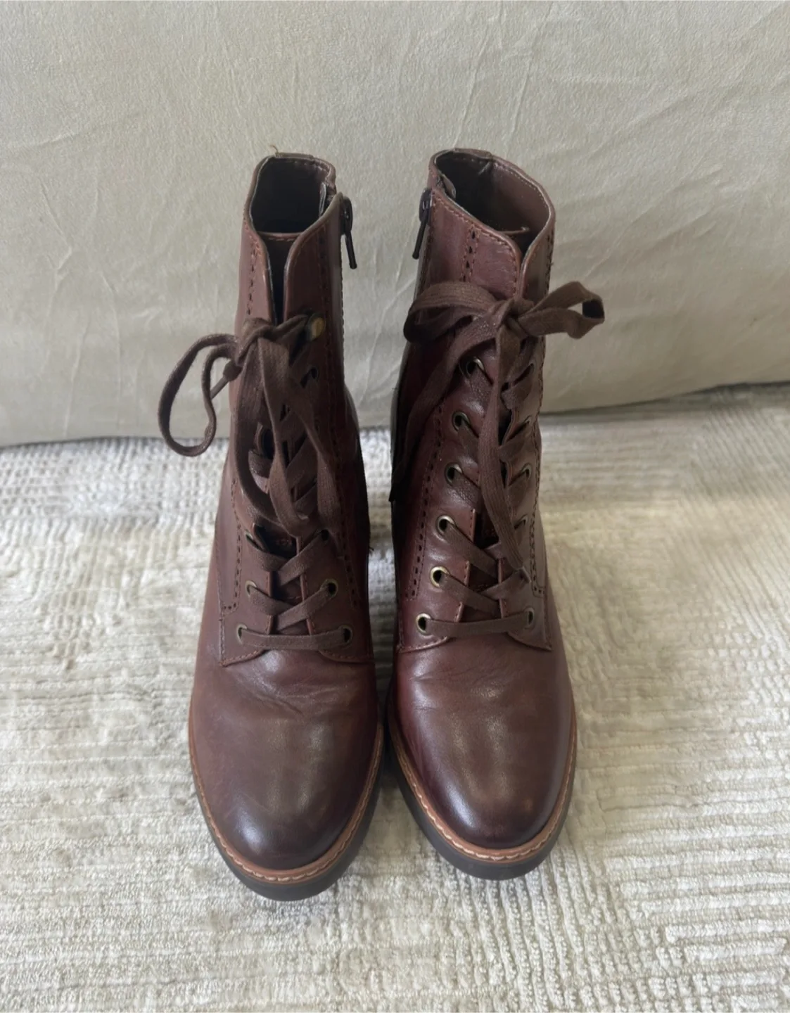 Naturalizer Ankle Boots thumbnail
