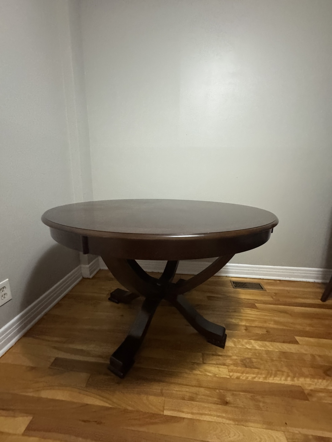 Round Wooden Dining Table