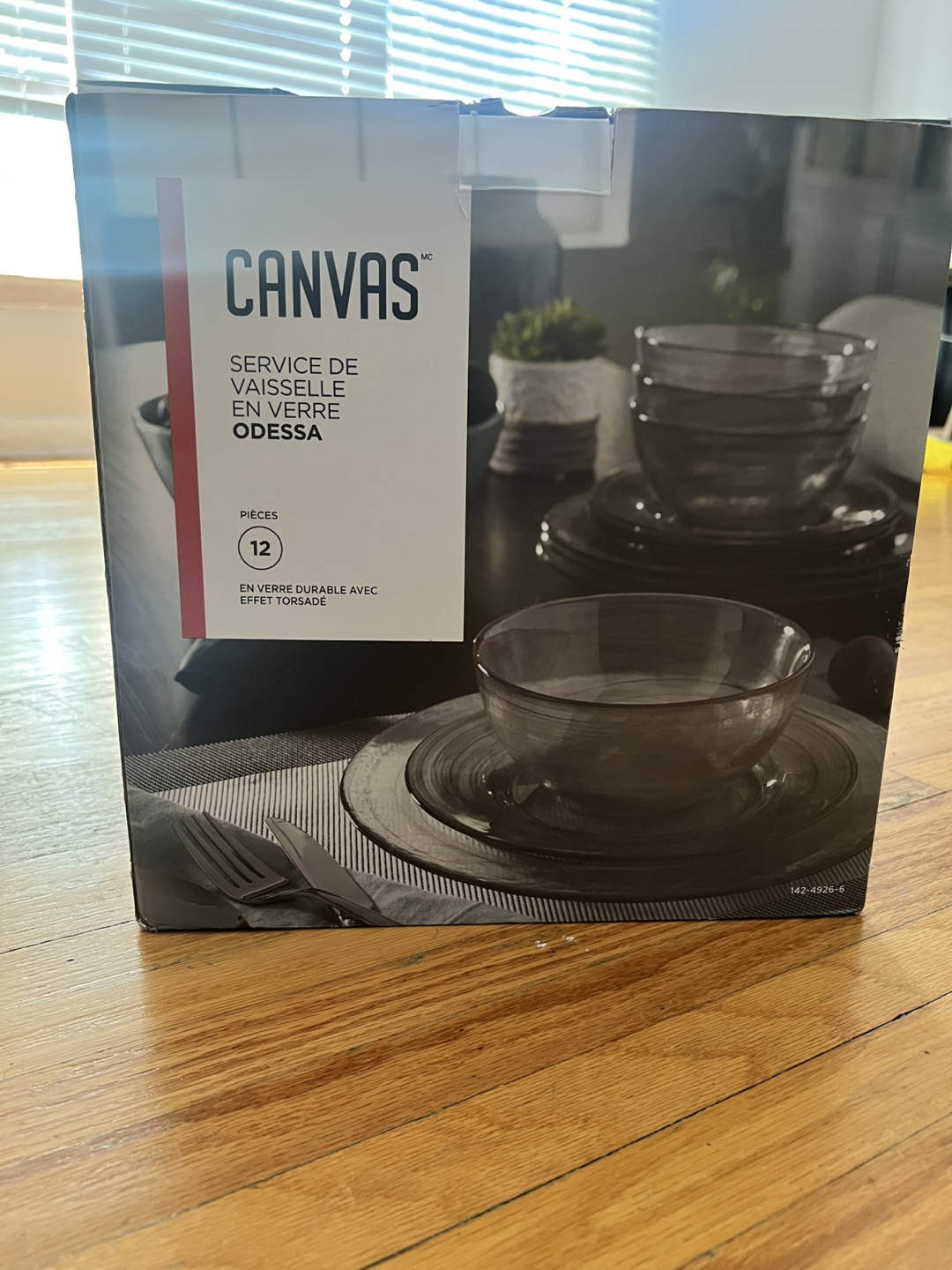 Canvas Odessa 9 Piece Dinnerware Set