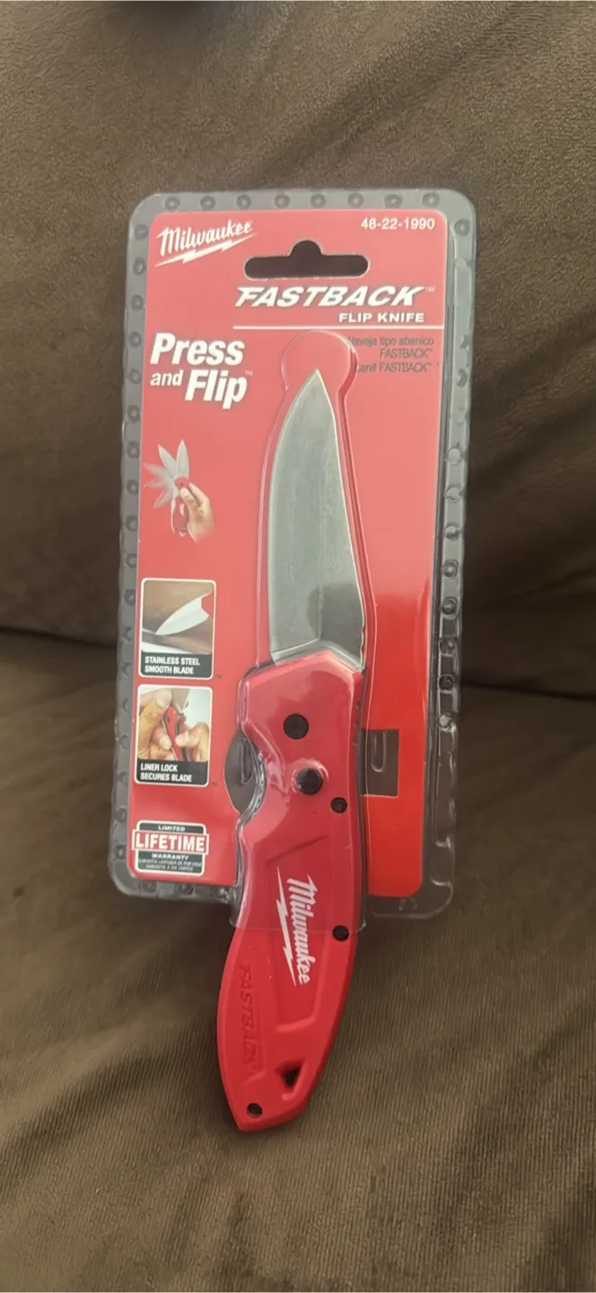 Milwaukee FASTBACK Flip Knife - New in Package! thumbnail