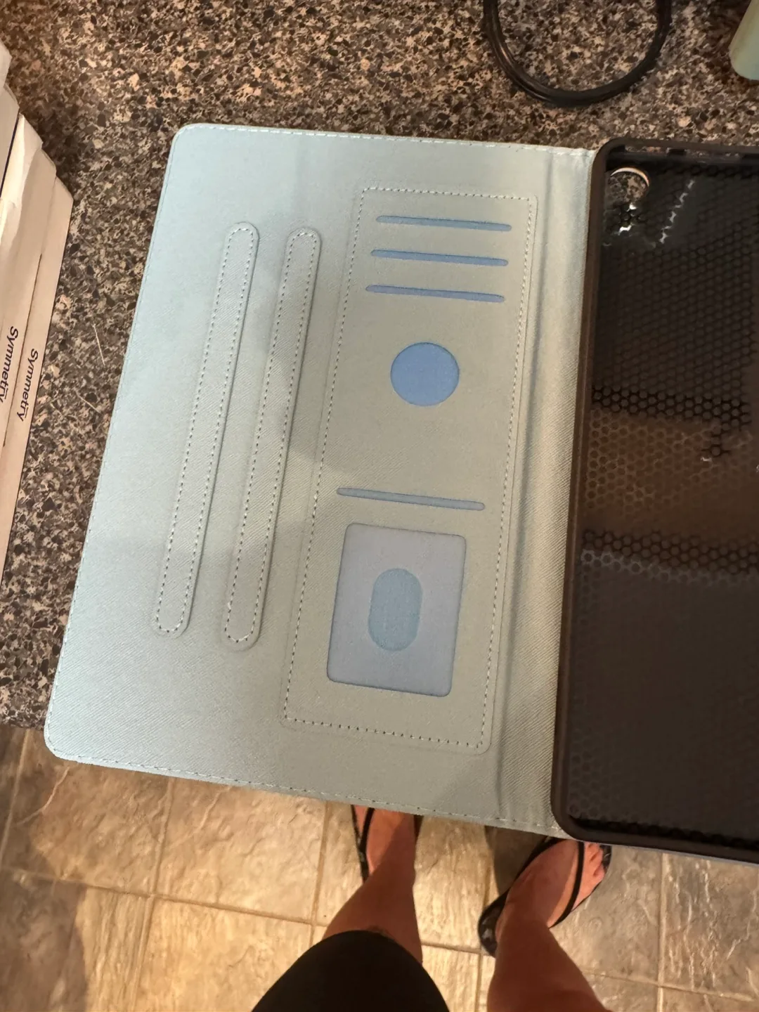 Blue Floral Tablet Case image indicator(3)