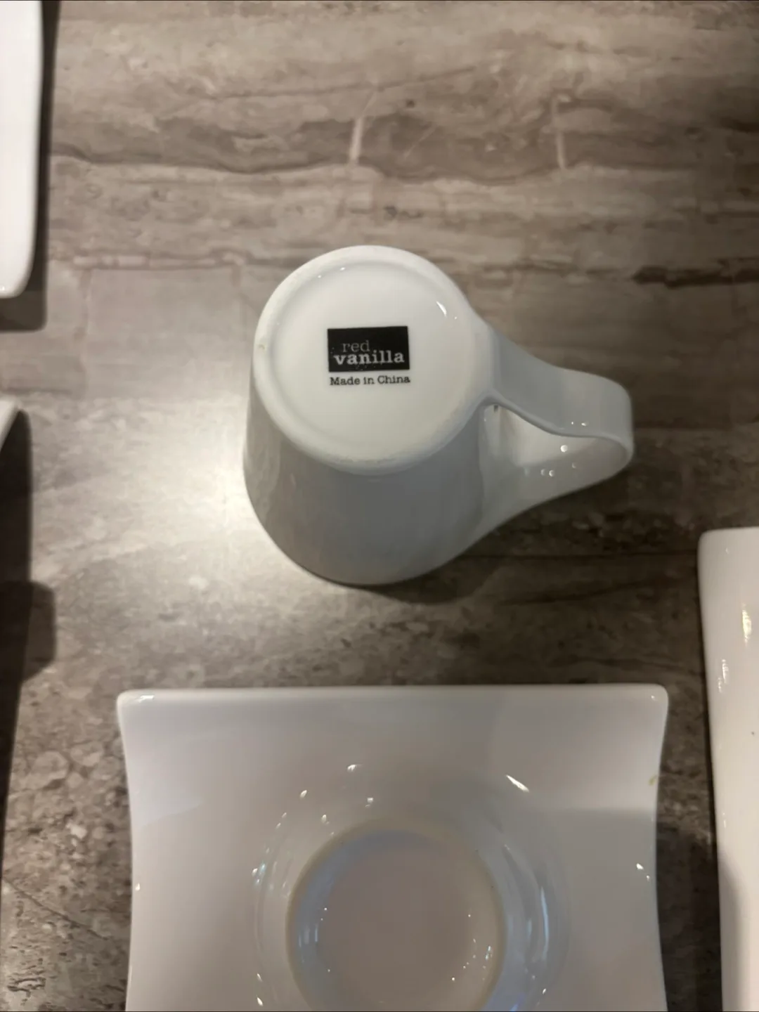 Designed by red vanilla - 4 espresso cups with biscotti trays image indicator(3)