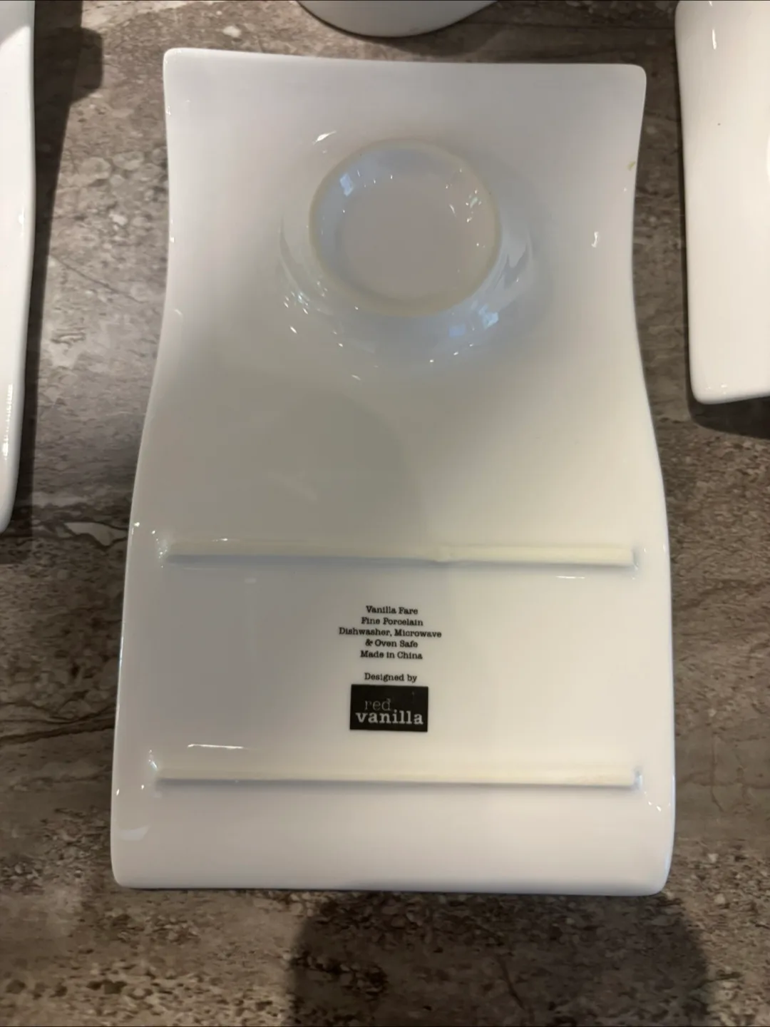 Designed by red vanilla - 4 espresso cups with biscotti trays image indicator(2)