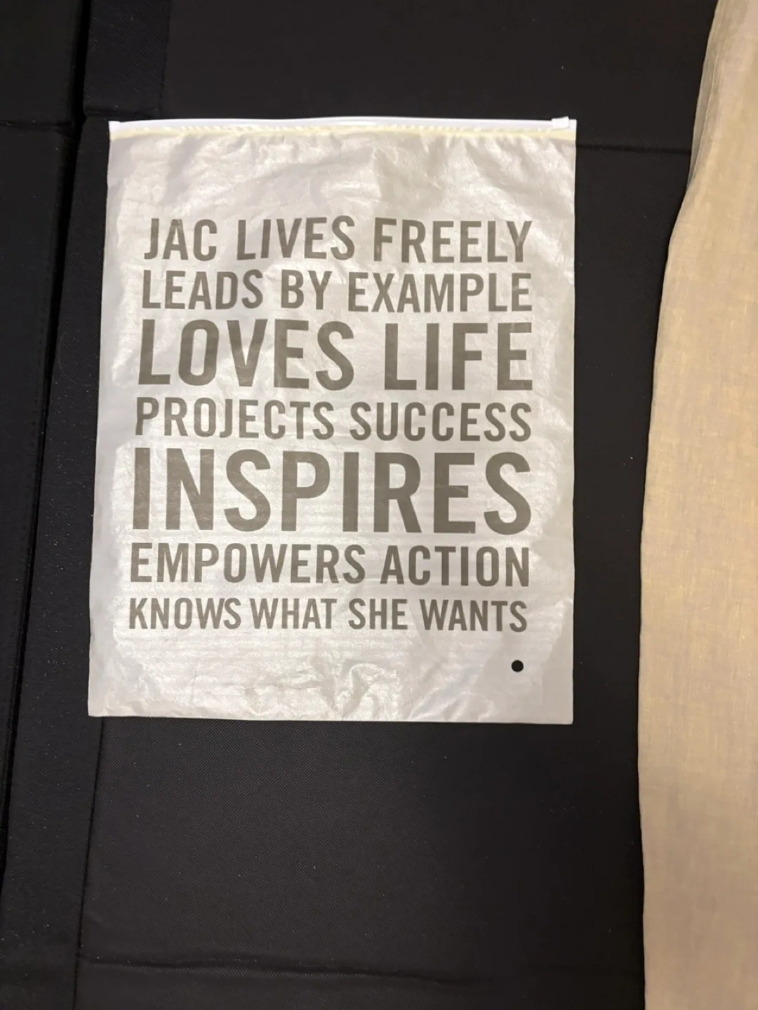 BNWT Jacqueline Conoir Beige Linen Wide Leg Pants image indicator(4)