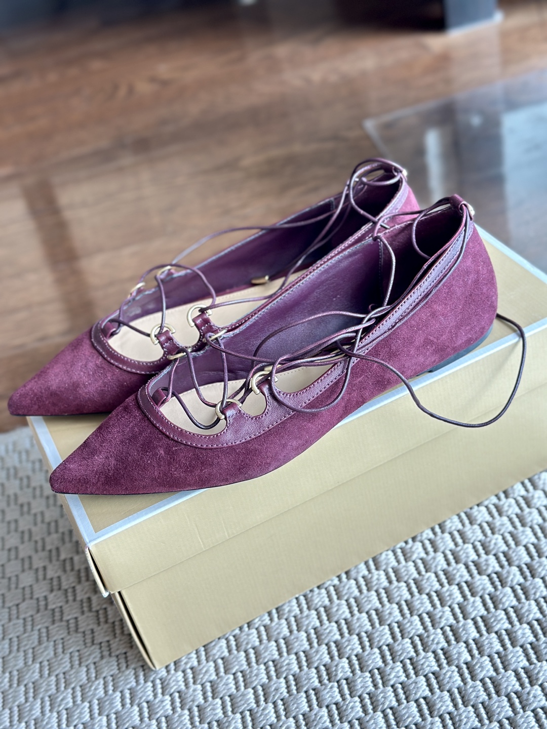 Michael Kors Tabby Flat Suede 6.5 - photo 3