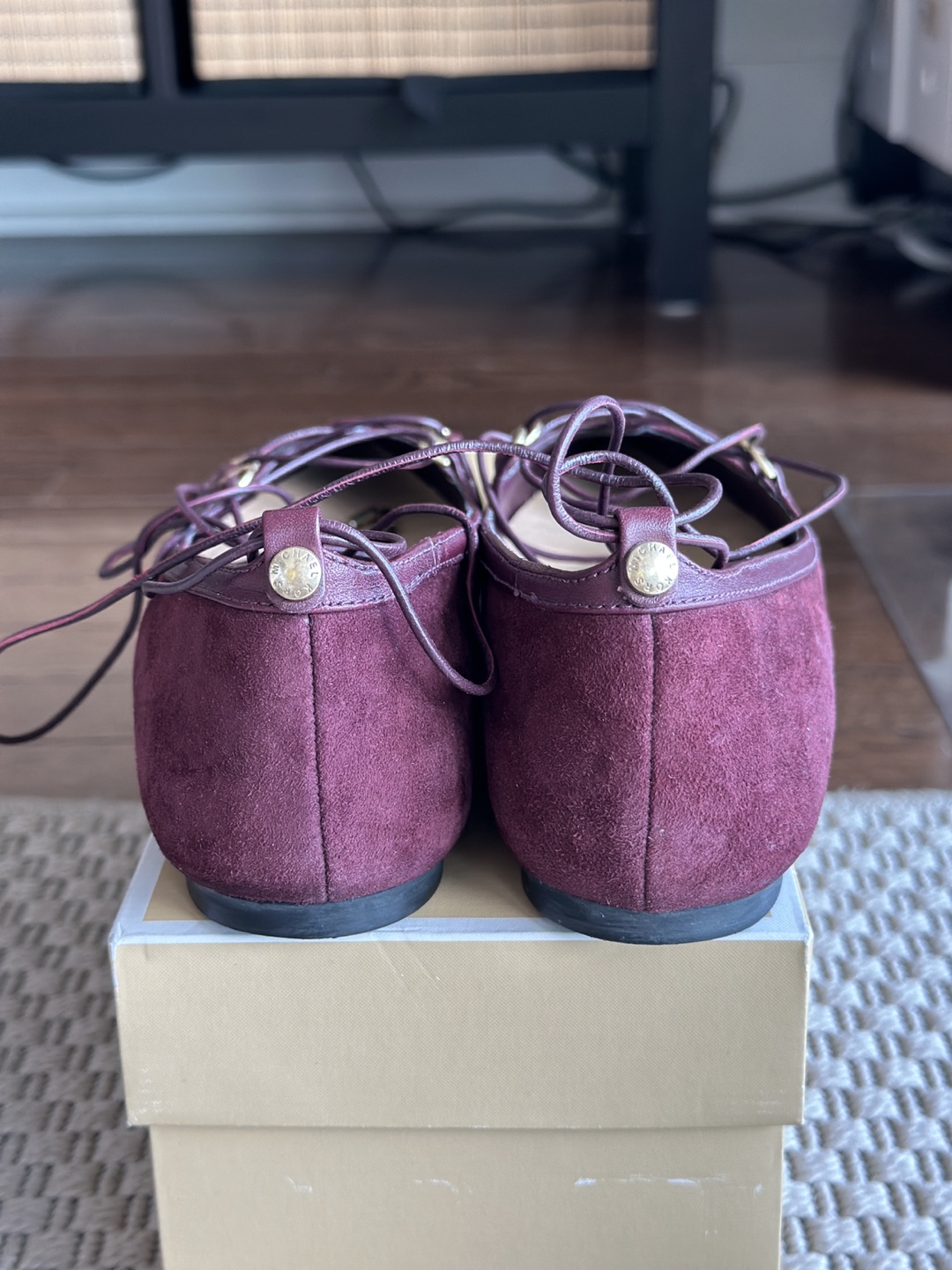 Michael Kors Tabby Flat Suede 6.5 - photo 4