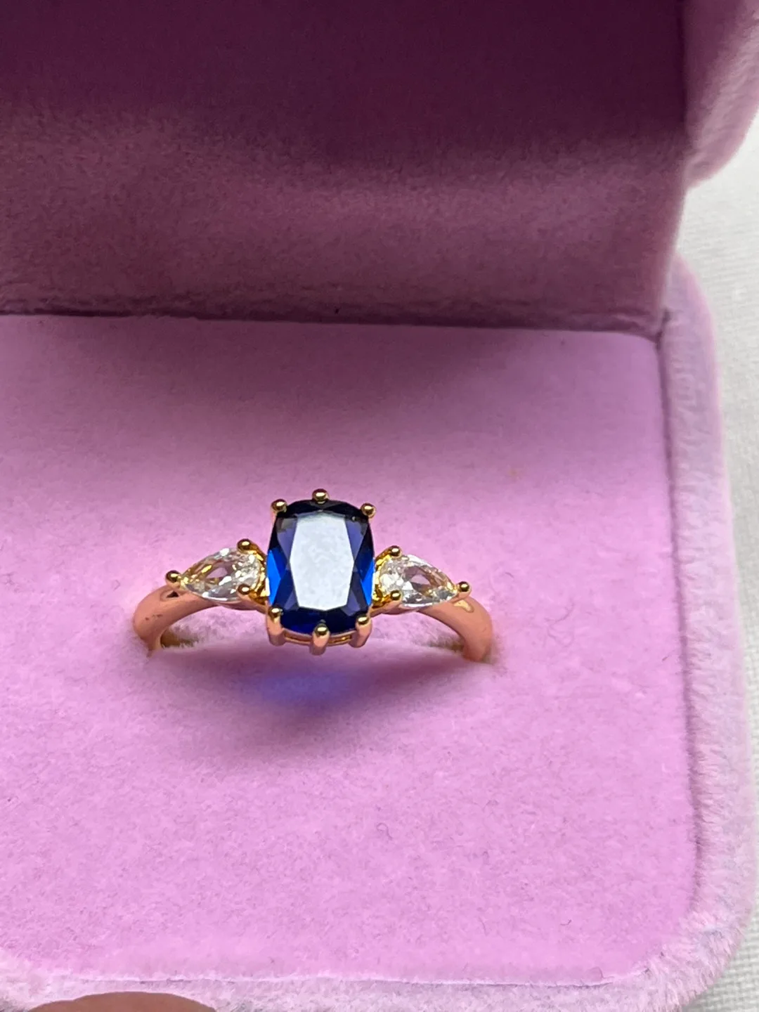 Dazzling royal blue sapphire with topaz gemstone thumbnail
