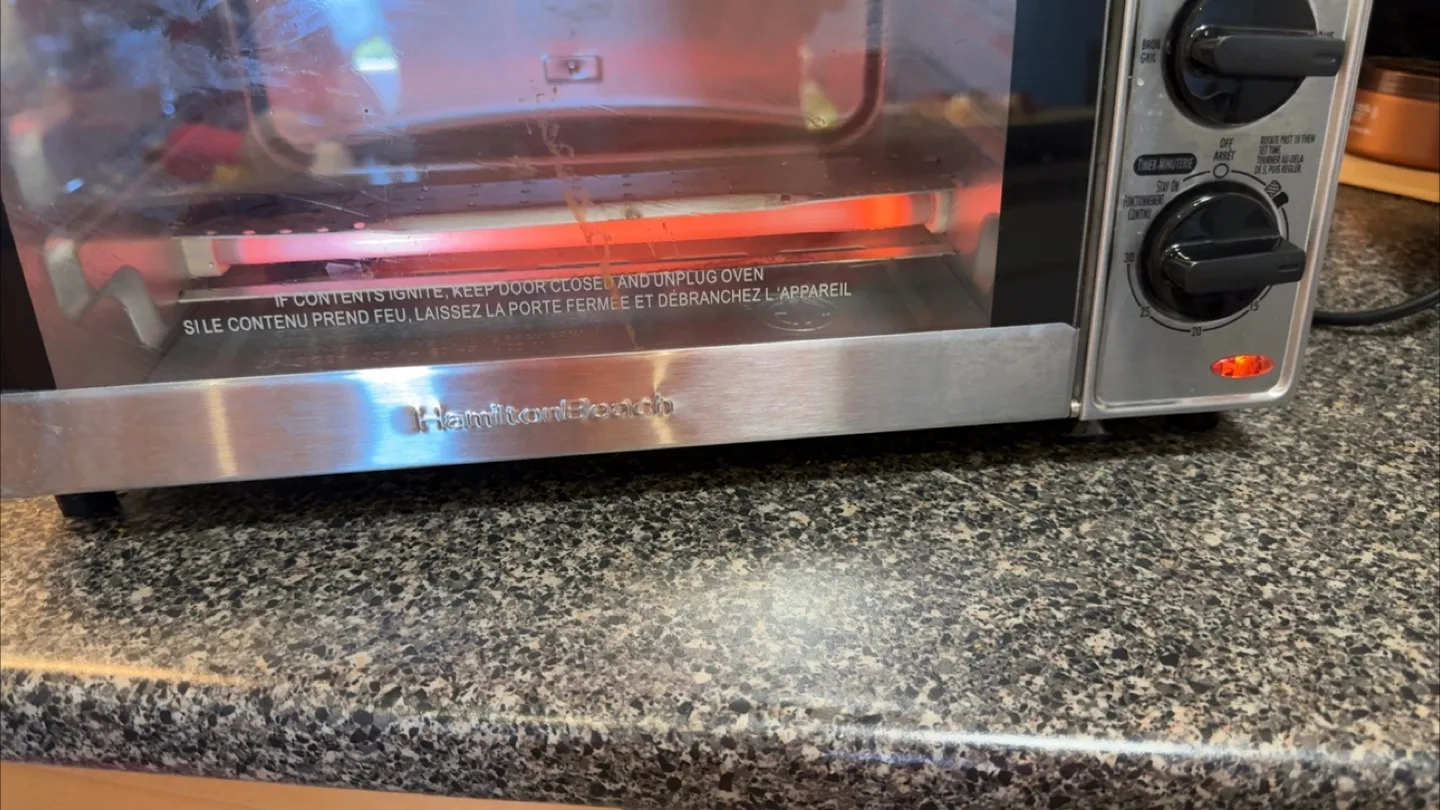 Hamilton Beach Toaster Oven image indicator(2)
