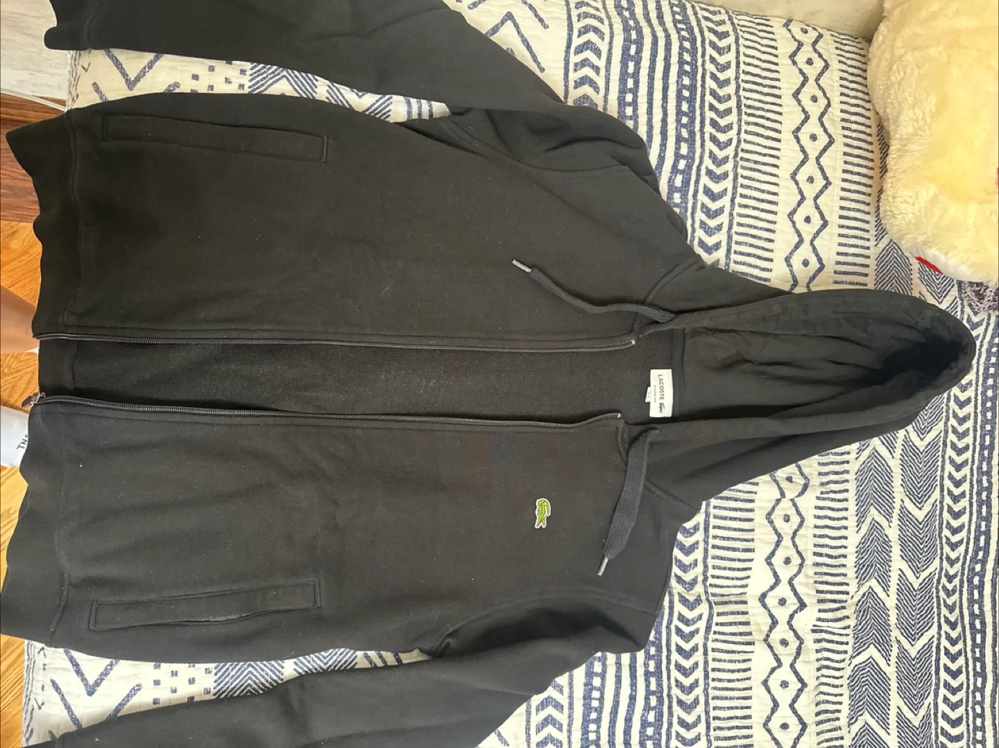 Lacoste Classic Fit Black Hoodie - Size S thumbnail
