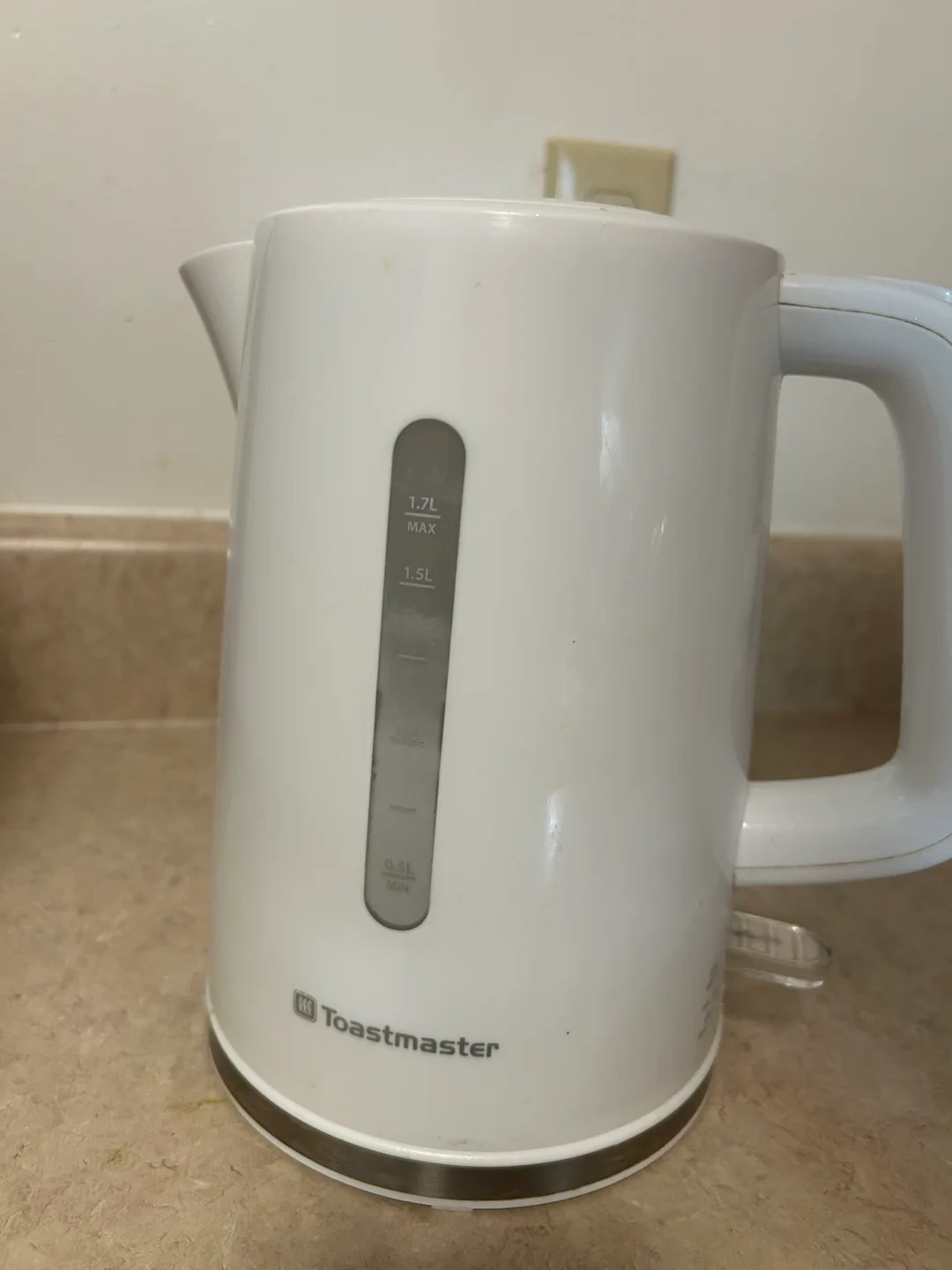 Toastmaster 1.7L White Electric Kettle thumbnail