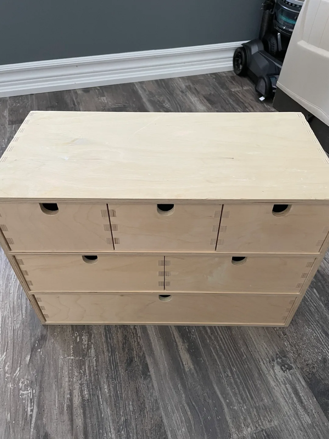 Wooden box of 6 drawers thumbnail