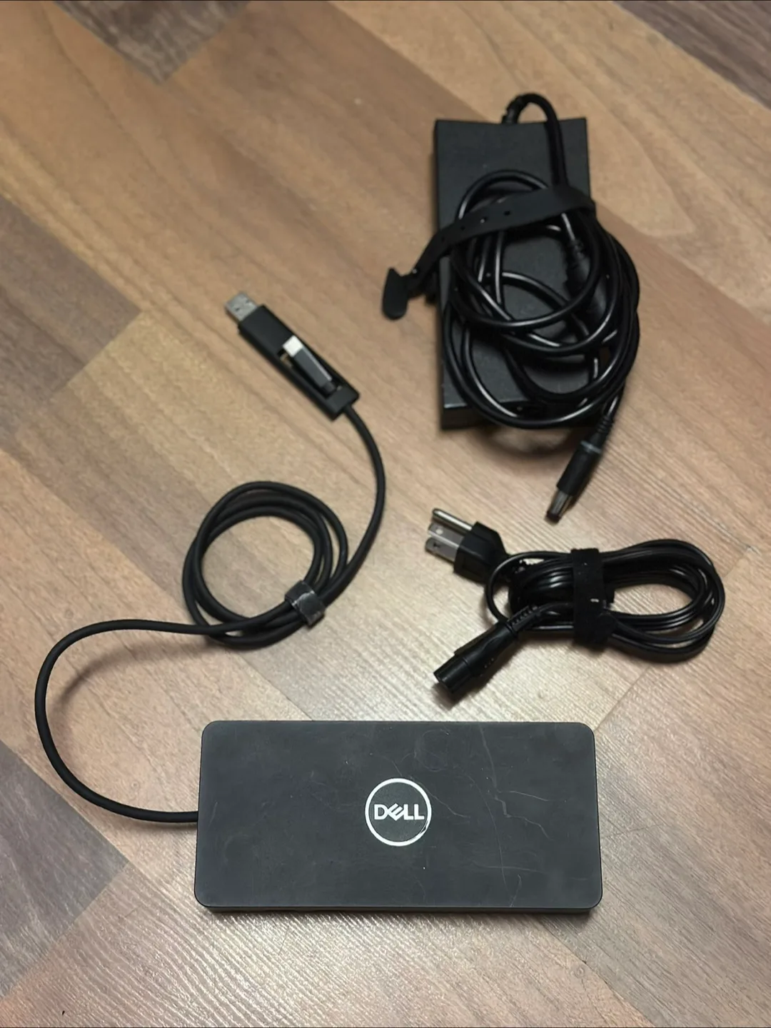 Dell Docking Station 🇨🇦 thumbnail