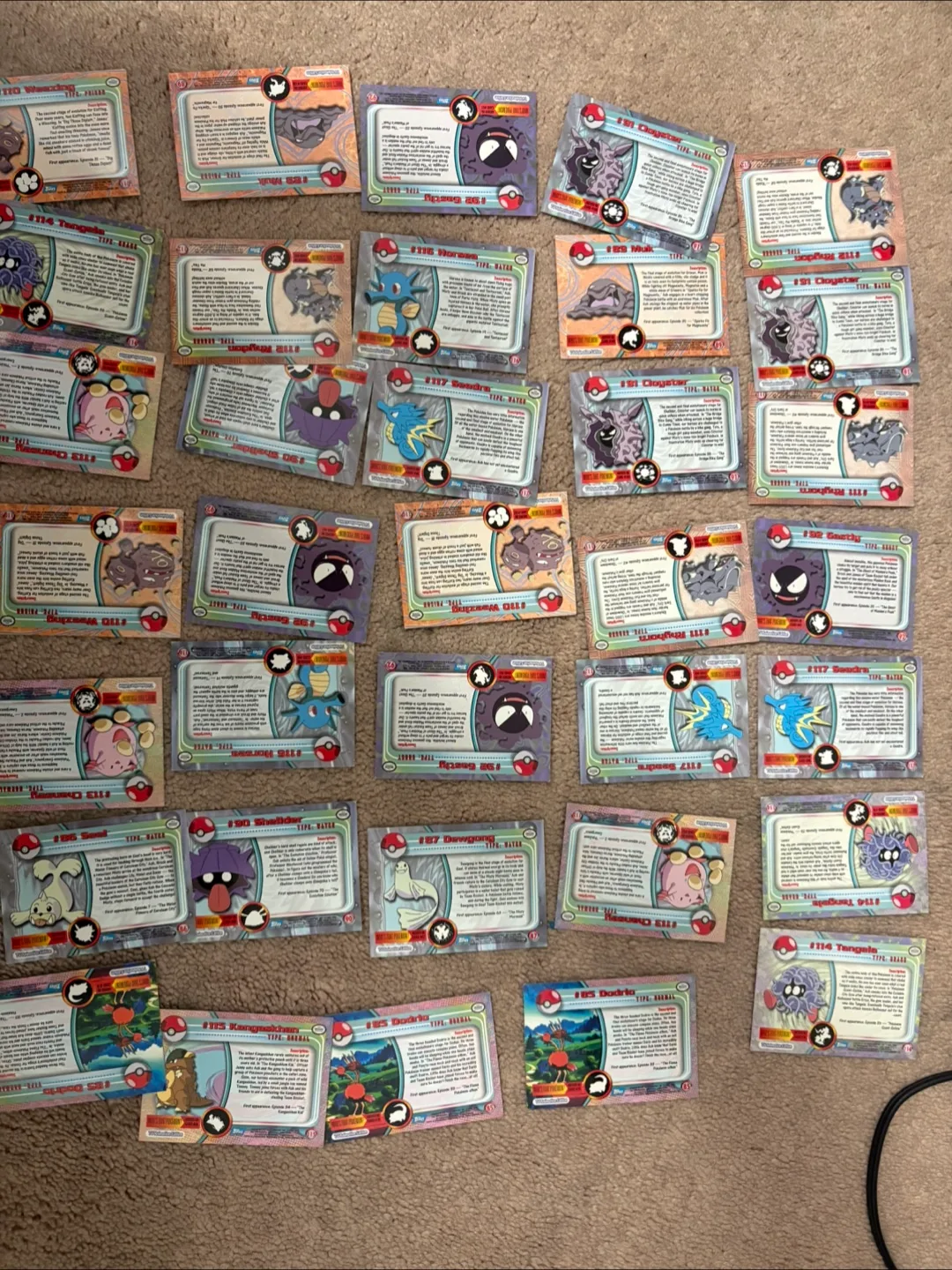 Pokémon Cards (Topps) image indicator(2)