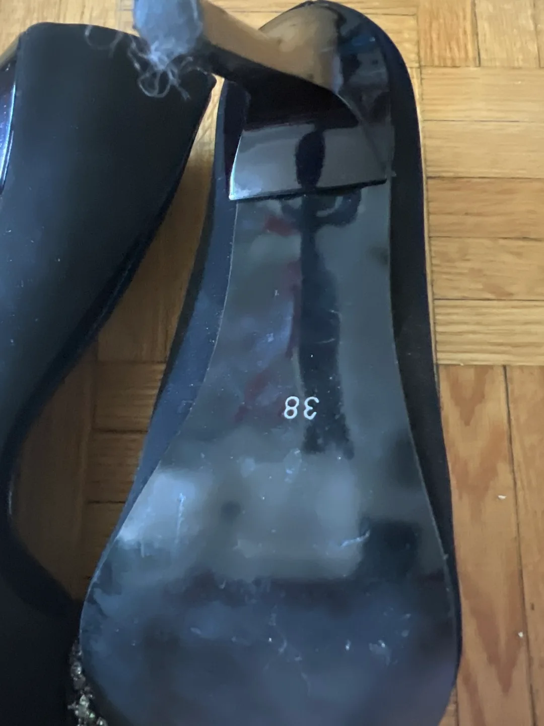 ICYN Black Heels - Size 38 image indicator(3)