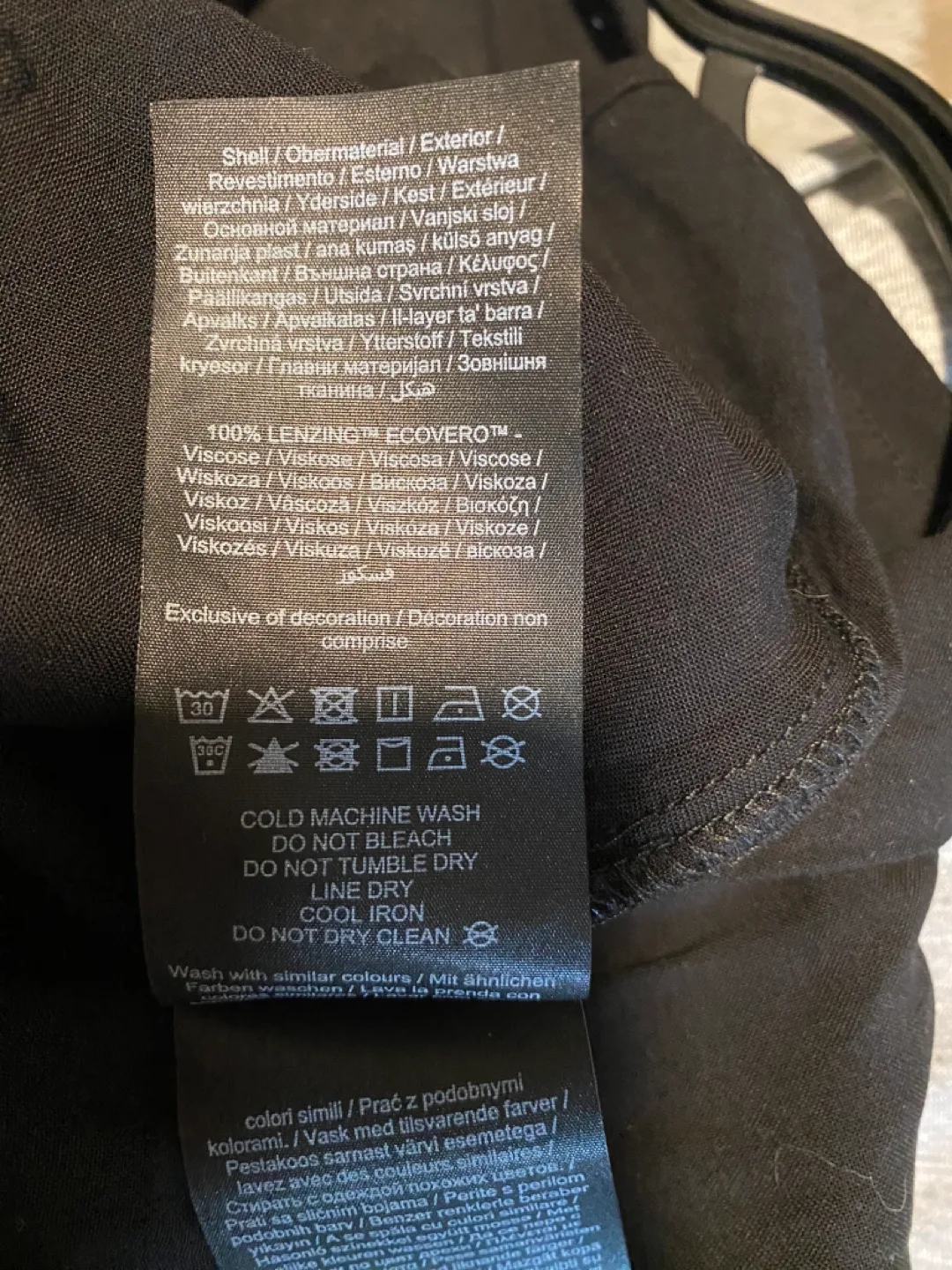 Y.A.S Yassavanna Black Long Shirt Dress - Size L image indicator(7)