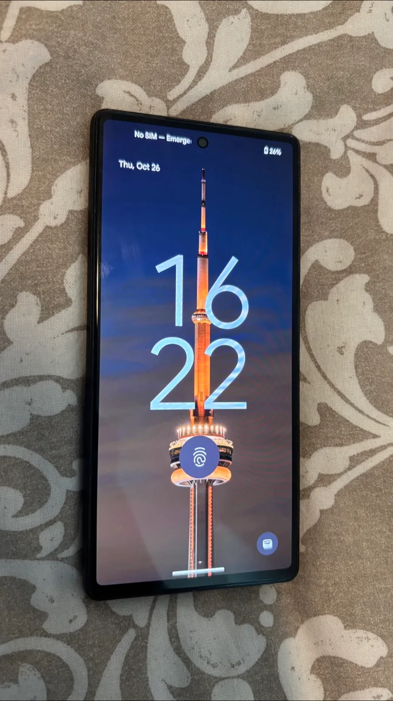 Google Pixel 6 - Like New! thumbnail