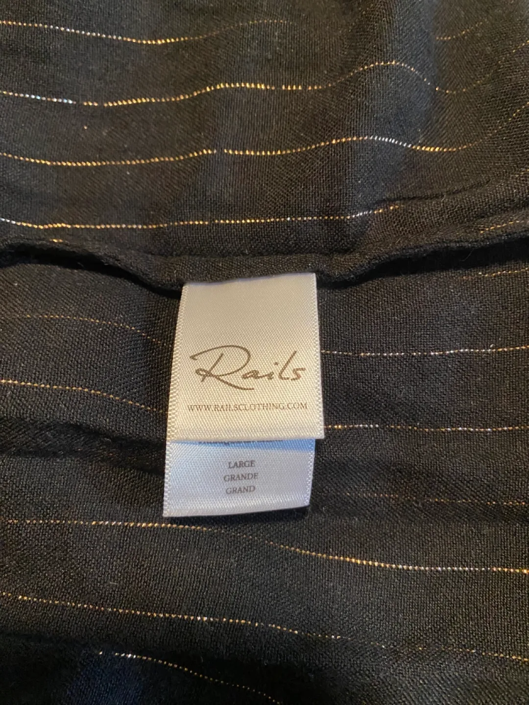 Ladies blouse/dress shirt bundle image indicator(2)