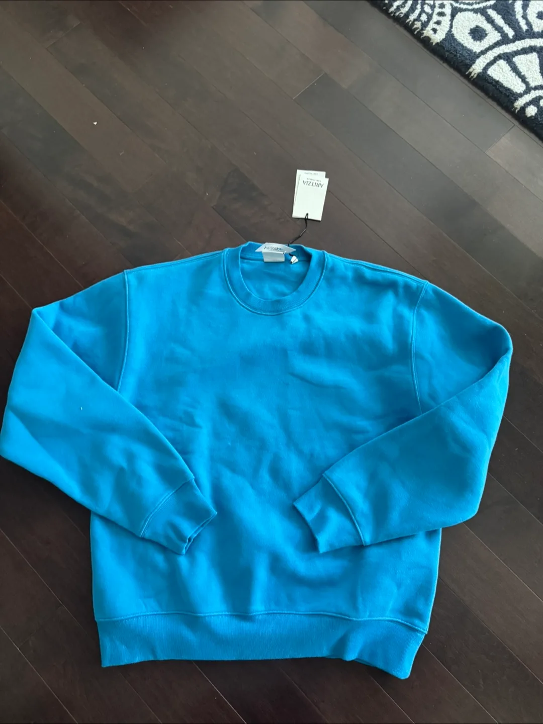 Aritzia Sweatfleece Perfect Crew - Super Blue, Size Small thumbnail
