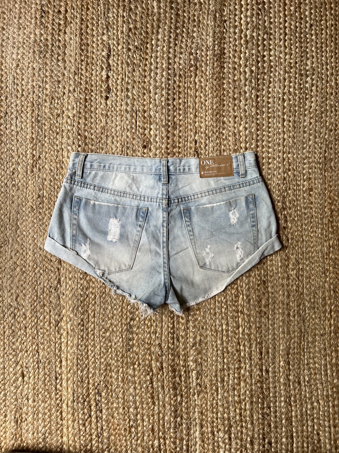 One Teaspoon Bandits Denim Shorts - Size 26 - photo 5