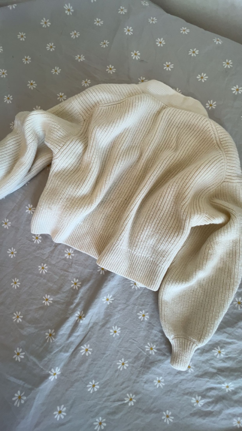 Cropped White Sweater - photo 2