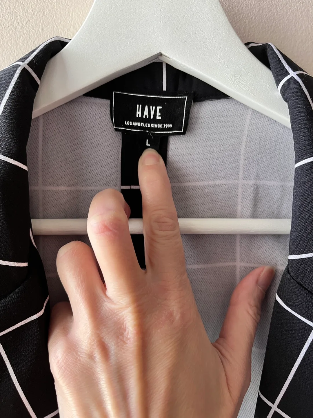 Black & White Grid Blazer - Size L image indicator(3)