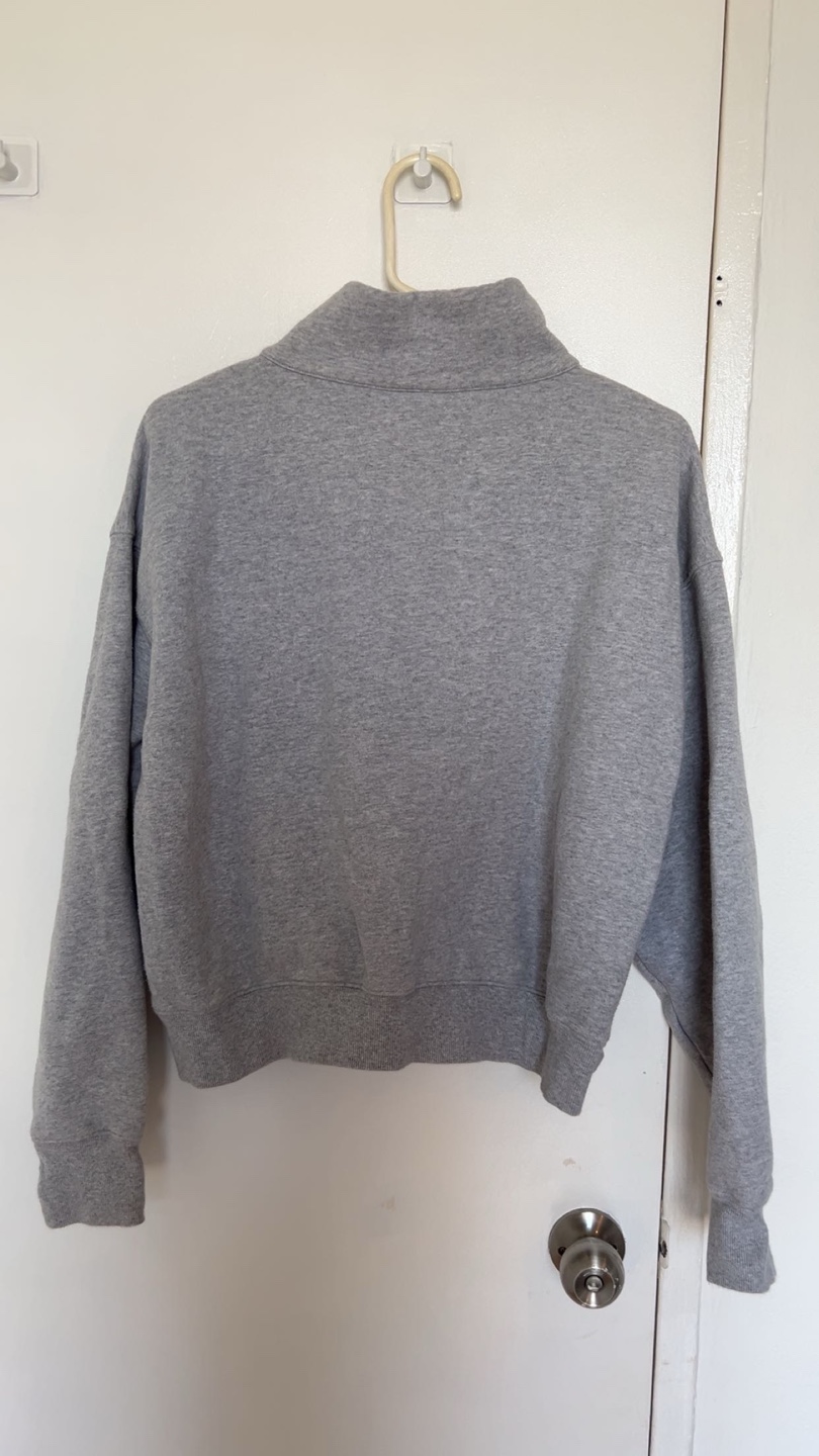 Aritzia 1/2 Zip - photo 2