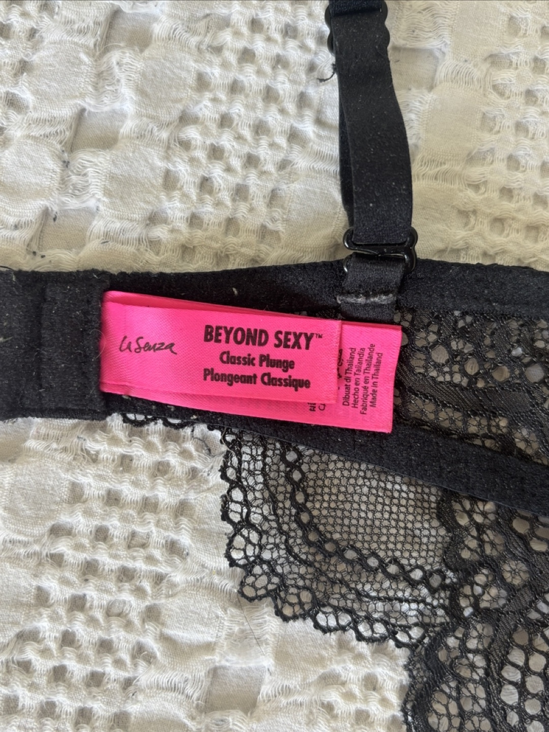 La Senza Beyond Sexy Classic Plunge Bra - 34B - photo 3