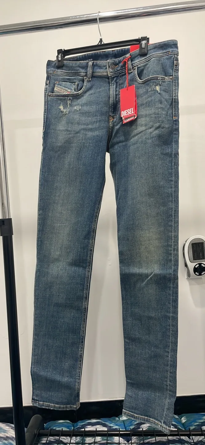 Diesel 1978 Sleenker L.32 Jeans - Size 32 thumbnail