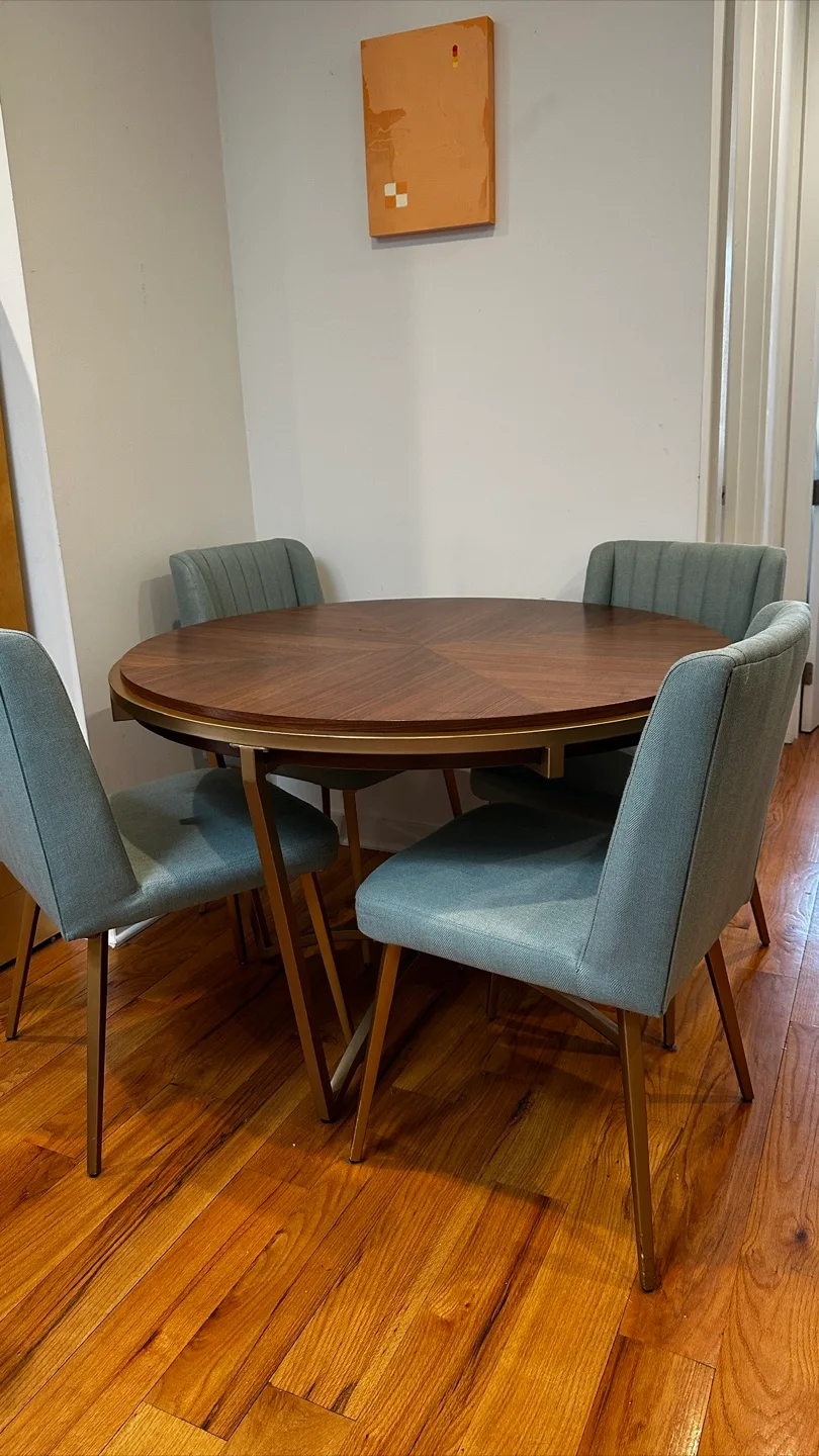 Round Dining Table with 4 Light Blue Chairs thumbnail
