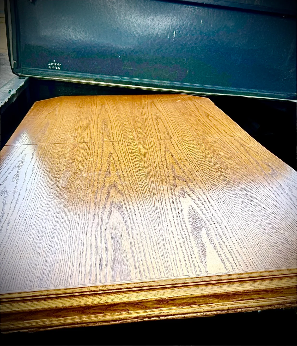 Oak Dining Table thumbnail