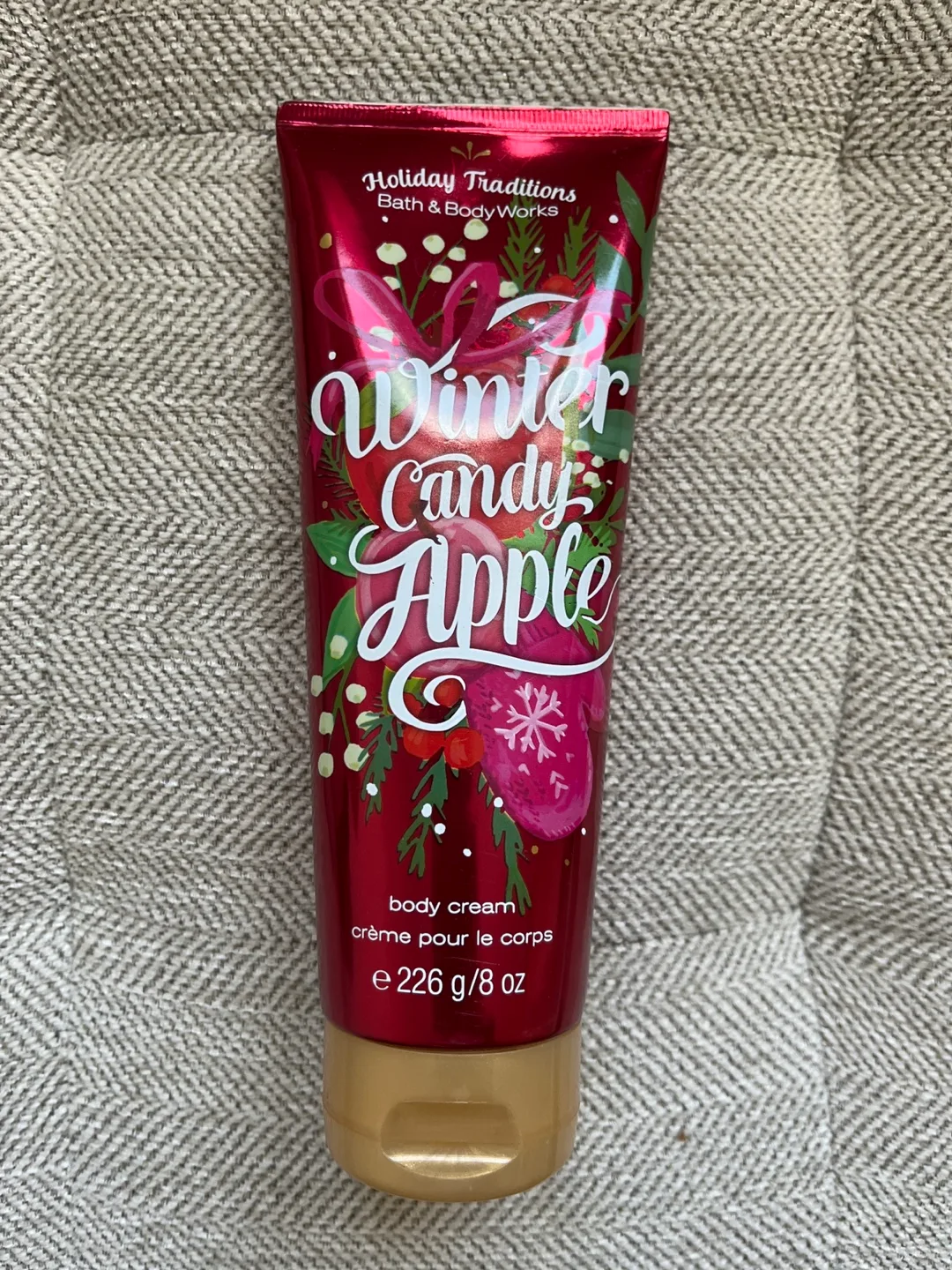 Bath & Body Works Winter Candy Apple Body Cream thumbnail