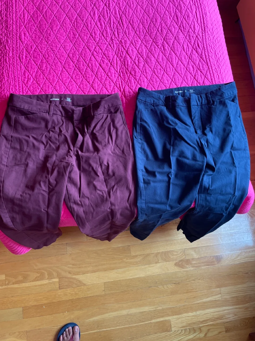 Old Navy Pixie Pants Size 12 - Burgundy & Navy thumbnail