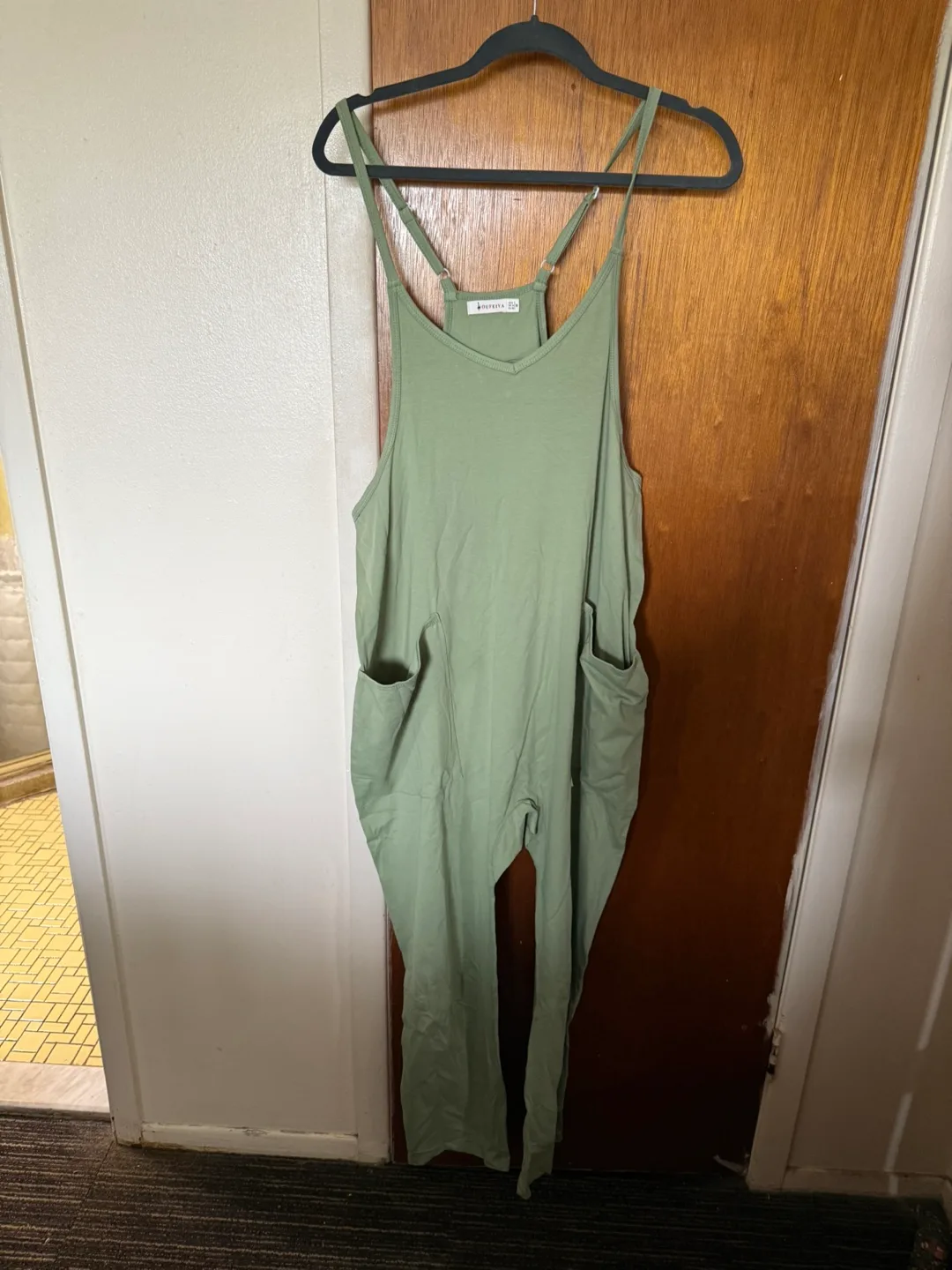 Defeiya Green Jumpsuit thumbnail