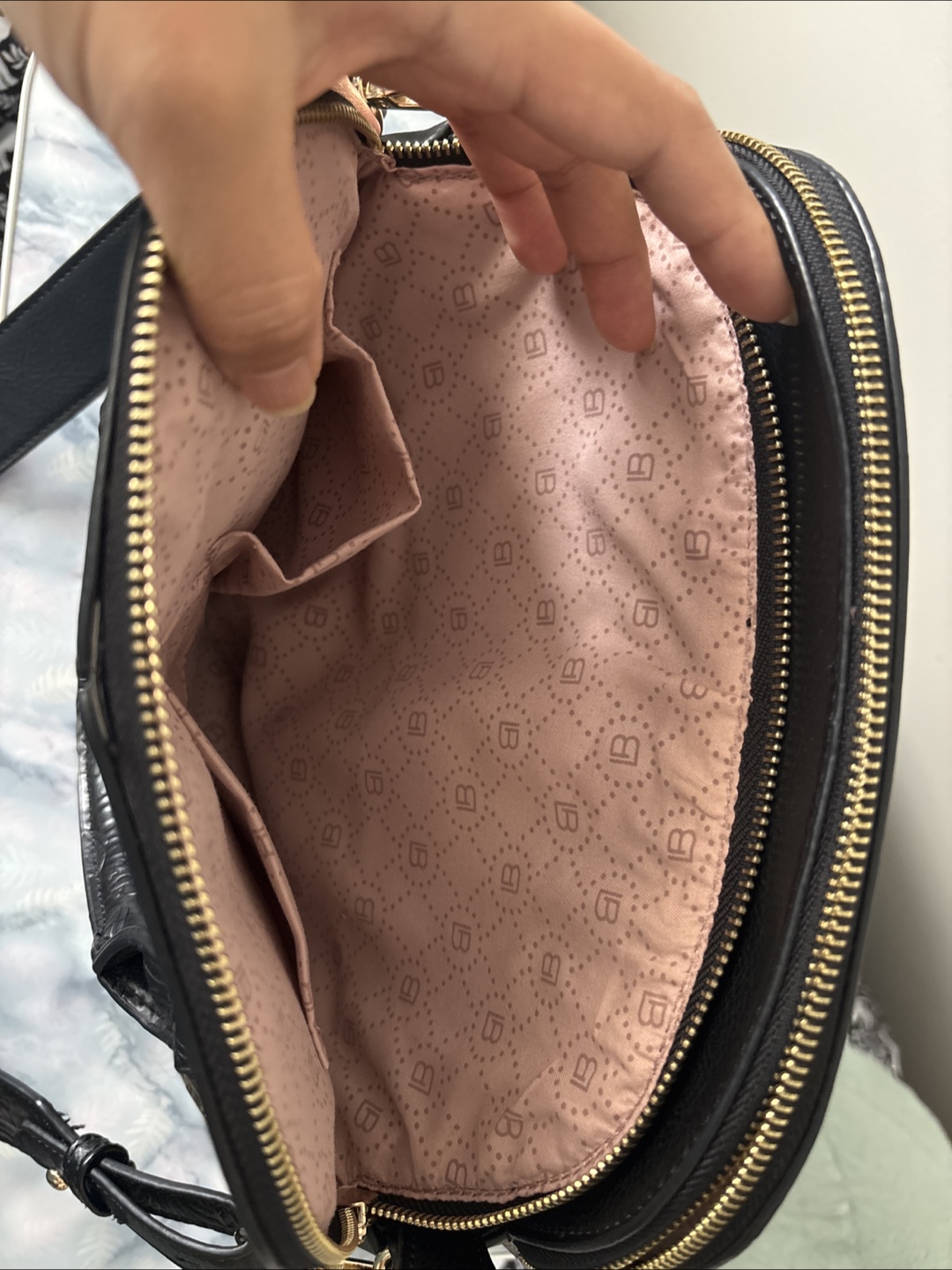 Laura Biagiotti Black Dome Satchel - photo 4