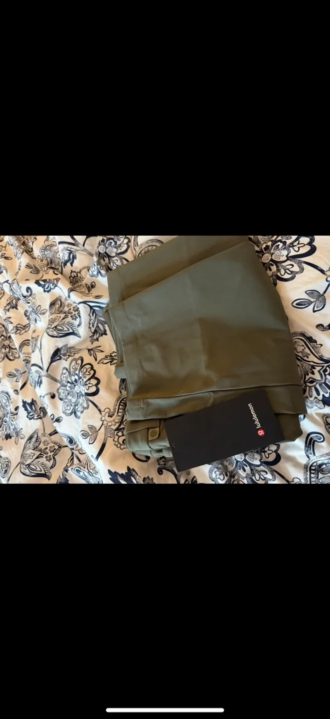 Lululemon ABC Classic-Fit 5 Pocket Pant 32L thumbnail