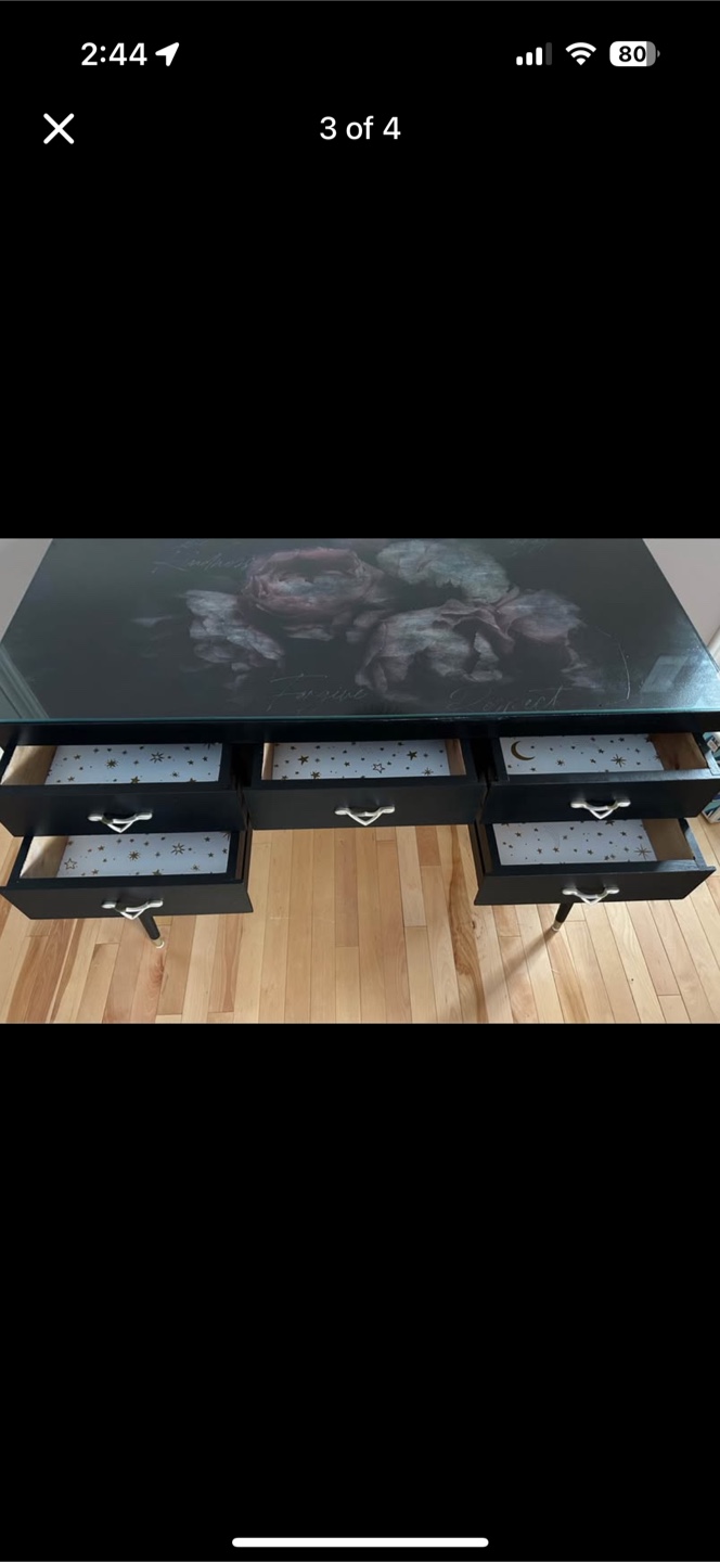 Black Desk with Floral Design - photo 2