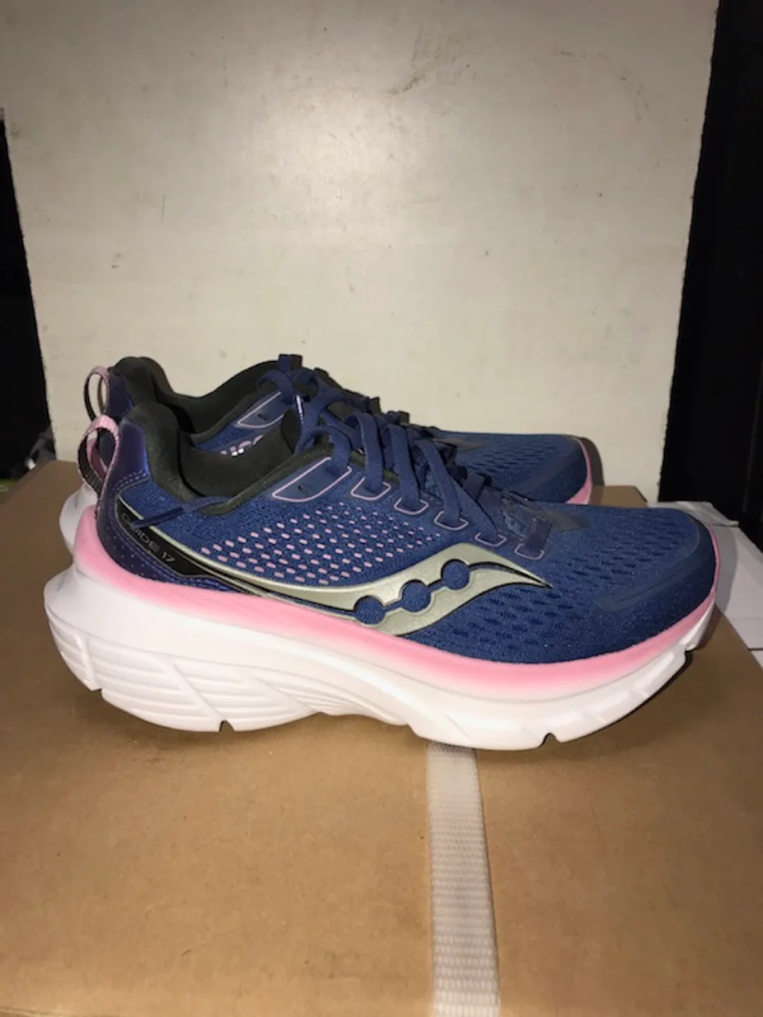 Saucony Guide 17 Road Running Shoes - Women's thumbnail