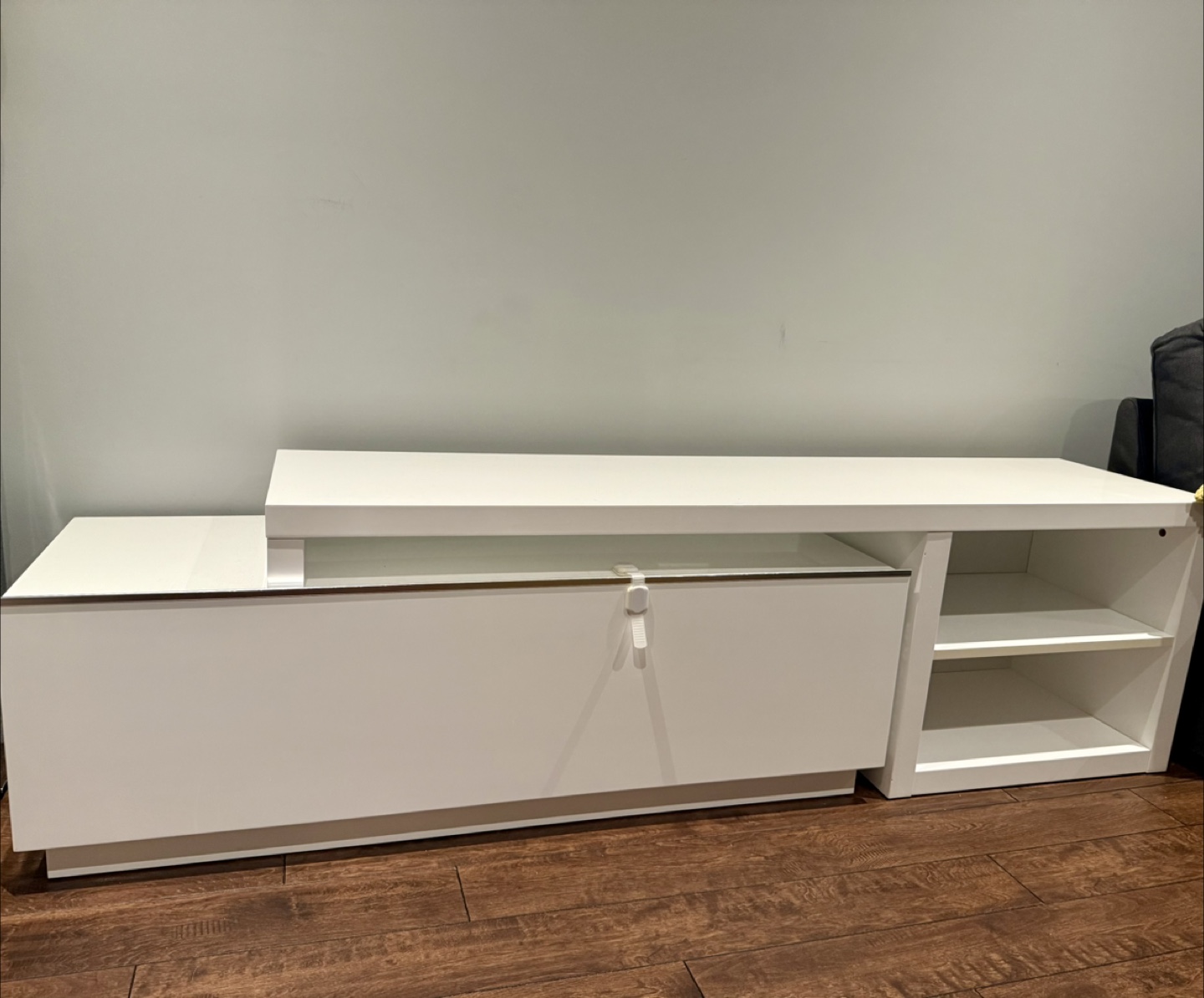 Stylish White TV Stand Set: Modern & Trendy - photo 3