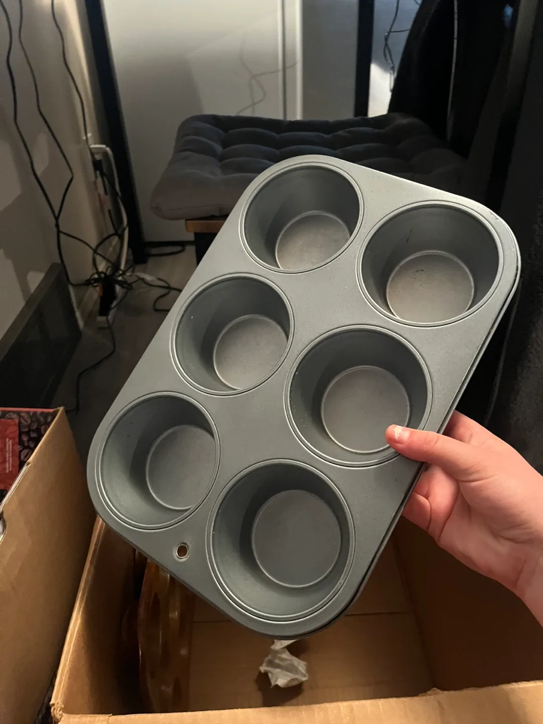 6-Cup Muffin Tin 🇨🇦 thumbnail