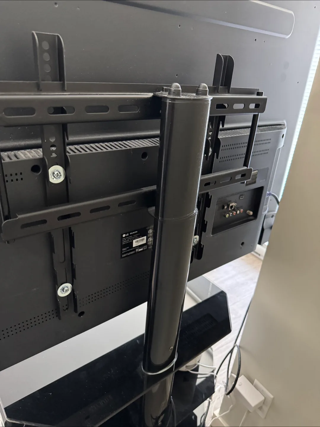 FITUEYES Universal Swivel TV Stand image indicator(2)